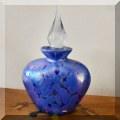 G07. Perfume bottle. 